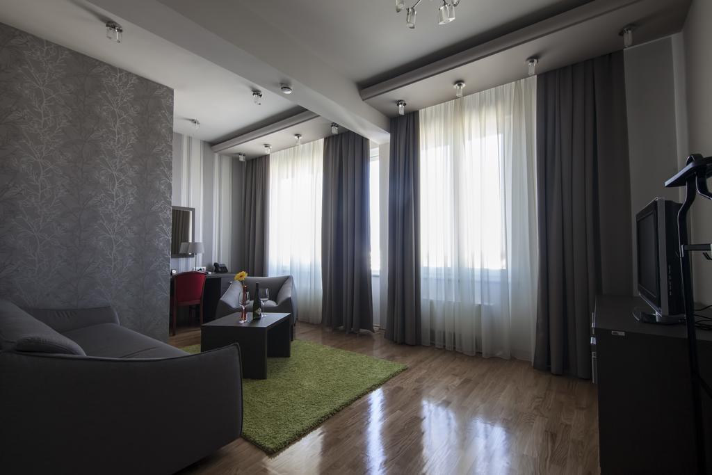 Drina Hotel บิเยลยินา ภายนอก รูปภาพ